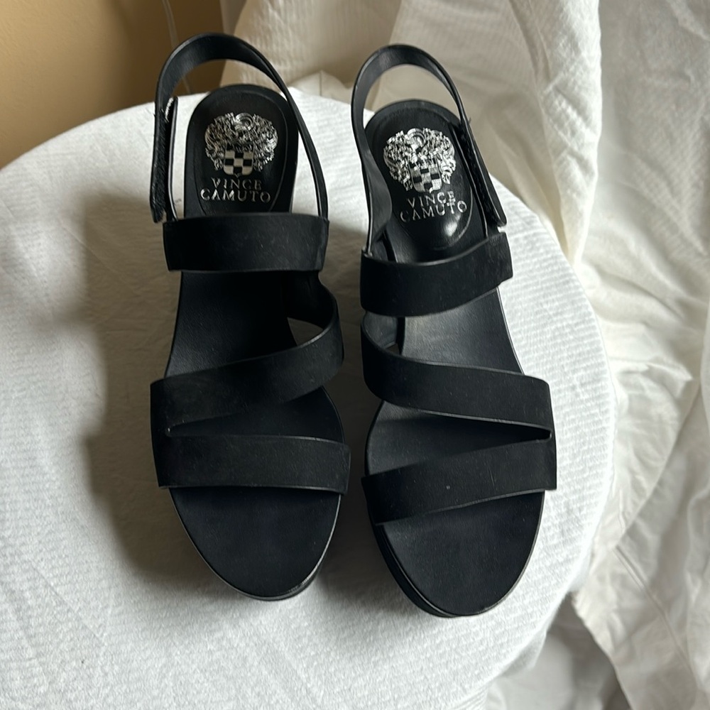 Vince Camuto size 8 1/2 black wedges